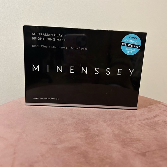 Minenssey face masks Brand New in box - Picture 2 of 3